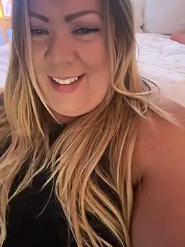 JESS LOVES online show from November 30, 4:33 pm