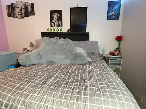 AngelSinz69 online show from October 12, 8:44 pm