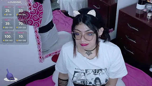 Catwhite  online show from February 16, 5:46 pm