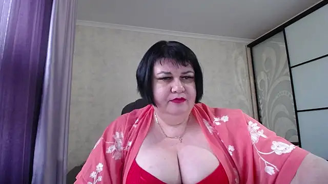 JuicyLady Di online show from January 9, 10:41 am