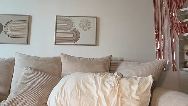 SissiVienna online show from January 12, 12:10 pm