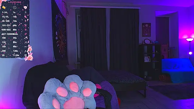 NicoleFancy online show from October 25, 9:21 pm