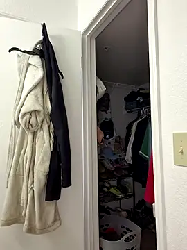 cataleya-glen online show from October 17, 12:52 pm