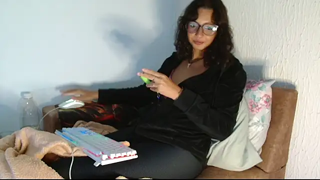 myamillor online show from February 23, 9:25 pm