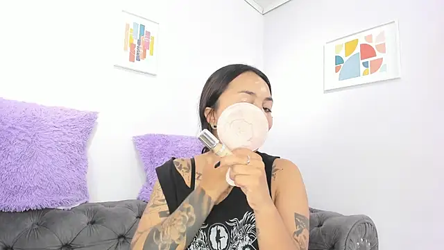 Snapshot of miss_soffi_ chatting on October 21, 12:20 pm miss soffi  online show from October 21, 12:20 pm