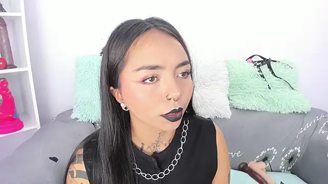 Snapshot of miss_soffi_ chatting on September 9, 1:33 pm miss soffi  online show from September 9, 1:33 pm