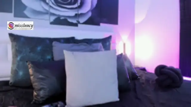 lucy neil online show from September 18, 7:12 pm