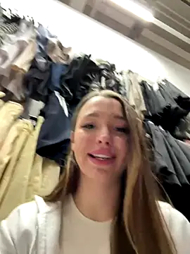 barbiehumpxxx online show from November 24, 11:40 pm