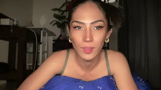 Thicker Belle online show from September 13, 8:17 pm