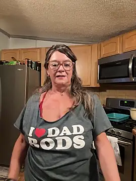 cowgirlc online show from October 4, 2:39 am