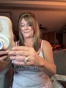 cowgirlc online show from October 18, 2:14 am