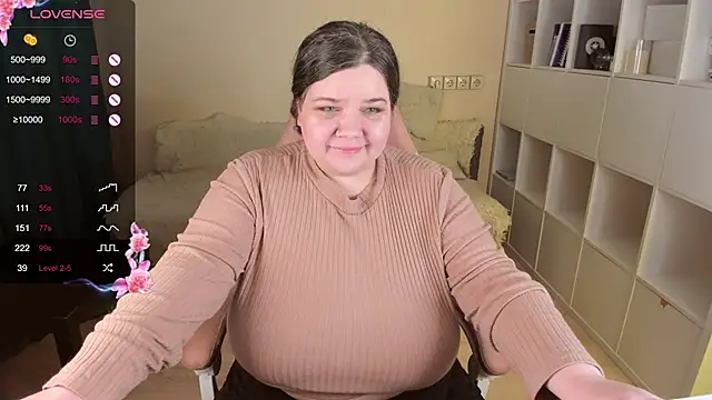 Snapshot of PlumPie chatting on September 26, 7:33 pm PlumPie online show from September 26, 7:33 pm