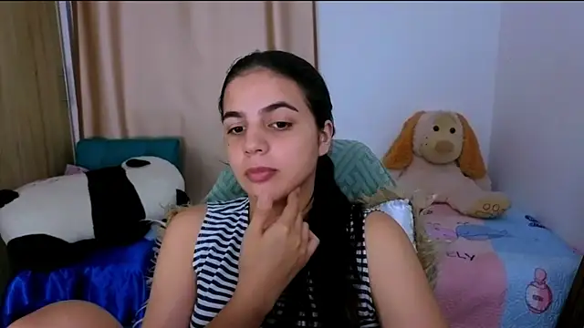  elenna online show from October 15, 5:59 pm