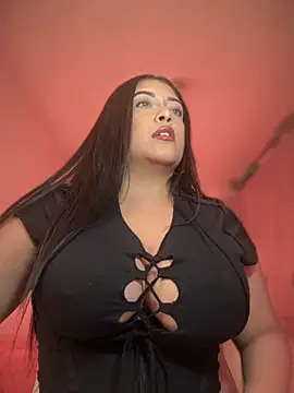 Snapshot of cami_ortiz__ chatting on October 23, 6:47 pm cami ortiz online show from October 23, 6:47 pm
