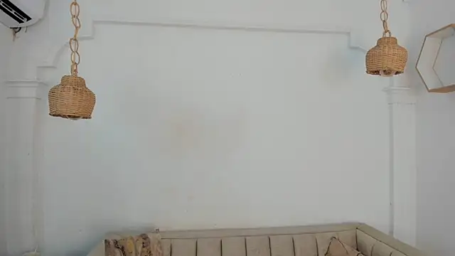 kristyl paez online show from October 3, 7:08 pm