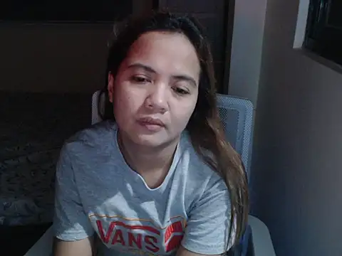 xTheLastVIRGINx online show from October 6, 3:40 pm