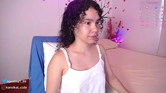 Karolina 1 online show from December 4, 2:08 pm