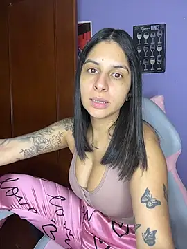 charlotte stevenss  online show from November 13, 10:31 pm