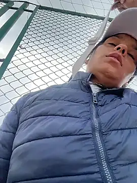 J loren online show from January 8, 9:19 pm