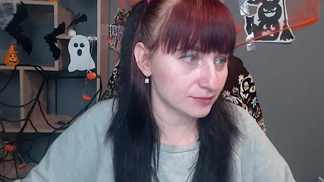 NinaFlawlees online show from October 20, 12:08 pm