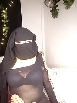 Bayan-Queen online show from September 21, 9:13 pm