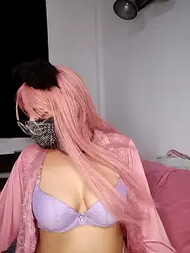 Bayan-Queen online show from September 17, 7:45 pm