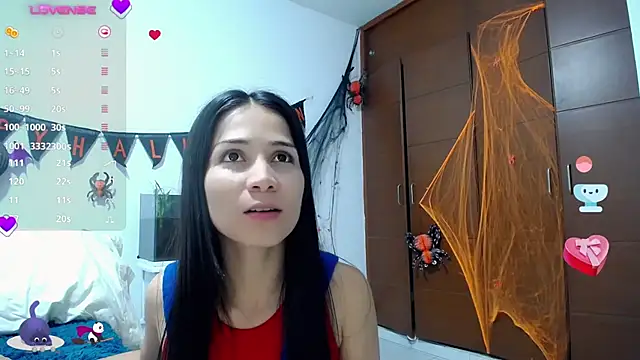 kimberlyshantal online show from November 1, 4:27 am