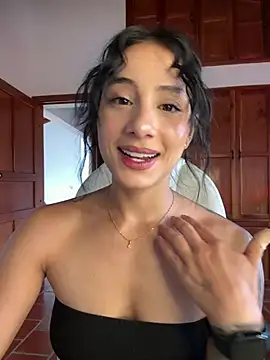 Ale Lewis online show from February 6, 9:18 pm