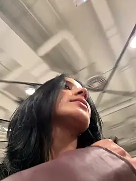 Ale Lewis online show from November 3, 1:26 pm