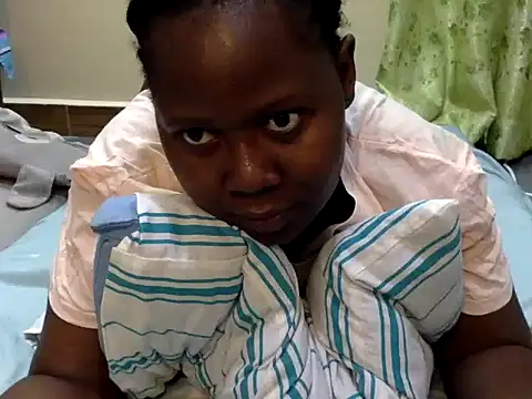 10sexymelo69  online show from October 10, 6:35 pm