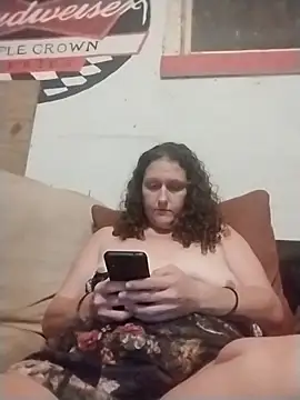 MissMagicMushroom online show from October 4, 6:19 am