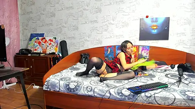 KagamiTayga online show from December 5, 4:23 am