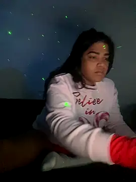 sophiahot thick online show from December 21, 7:01 am