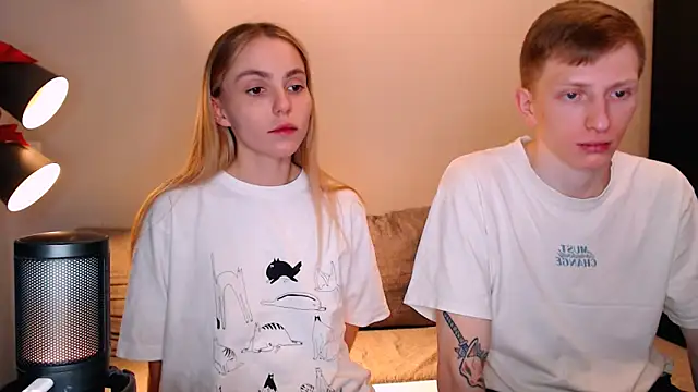 juliaanddima online show from November 17, 11:16 pm