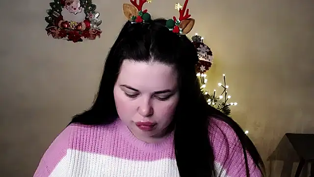 Emily Mo online show from December 15, 6:18 am