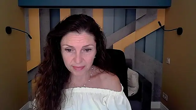 EllaLong online show from September 9, 11:21 am