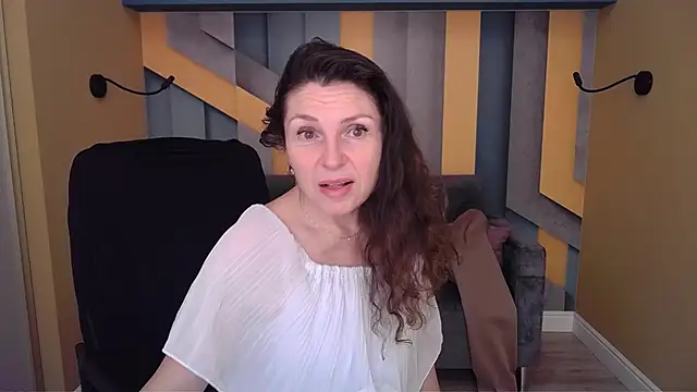 EllaLong online show from February 7, 12:53 pm