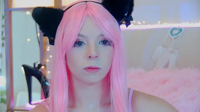 ElisabethDavis online show from September 21, 3:32 pm