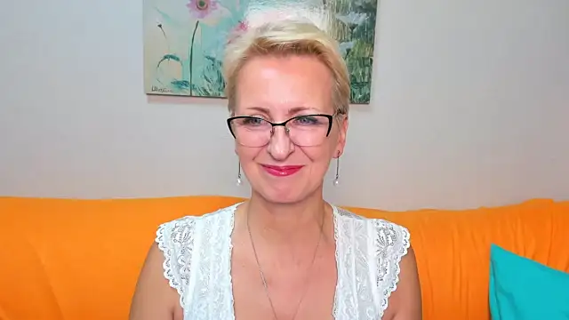 iamyourdream89 online show from October 25, 6:04 pm