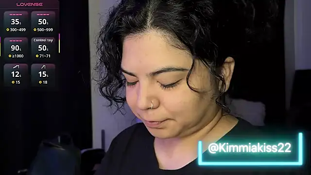 Snapshot of kimmiakiss22 chatting on October 22, 8:58 pm kimmiakiss22 online show from October 22, 8:58 pm