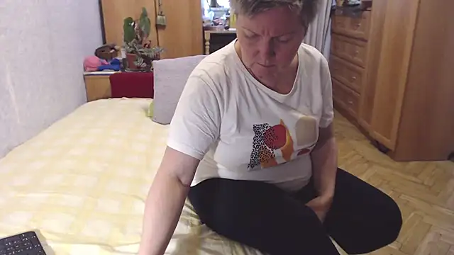 zarinafonliberman online show from November 19, 10:59 am