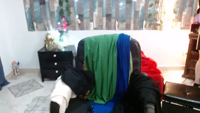 KarimaSarabe online show from February 7, 10:02 pm