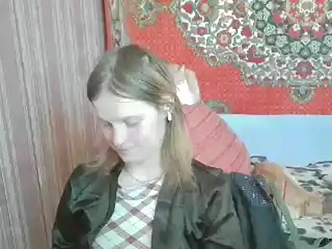 Kathlyn  Heath online show from February 21, 1:56 pm