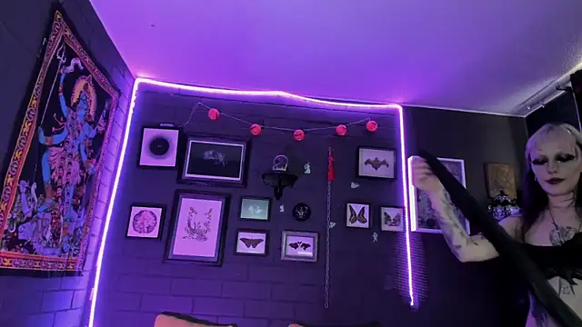 insania 9999  online show from October 27, 5:30 pm