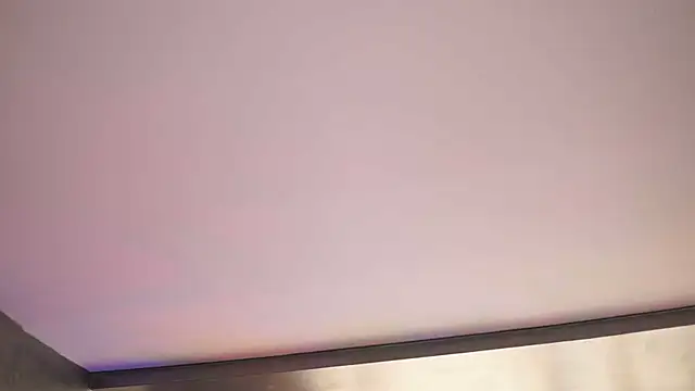 HotSkinnyX online show from November 26, 9:32 am