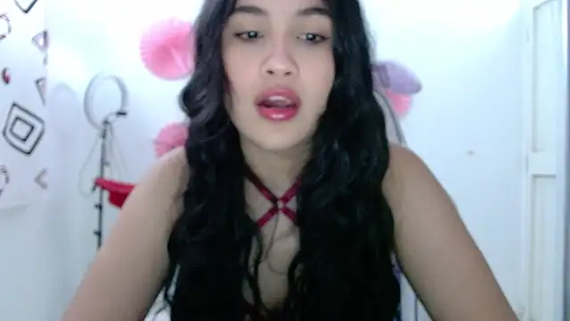 InocentHeaven1 online show from September 19, 12:59 pm