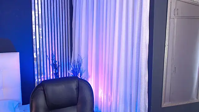 LiaVillalobos online show from February 12, 12:07 pm