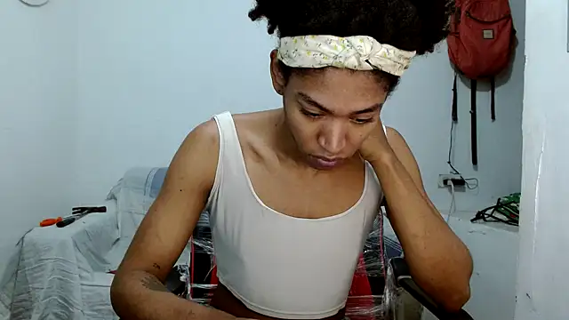 angelamarie1 online show from October 4, 12:44 pm