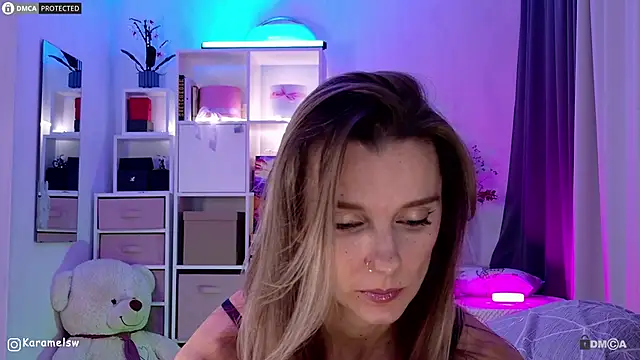 Karamelsw  online show from November 15, 12:33 am