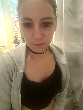 Snapshot of XLisaxx chatting on September 26, 7:33 pm XLisaxx online show from September 26, 7:33 pm